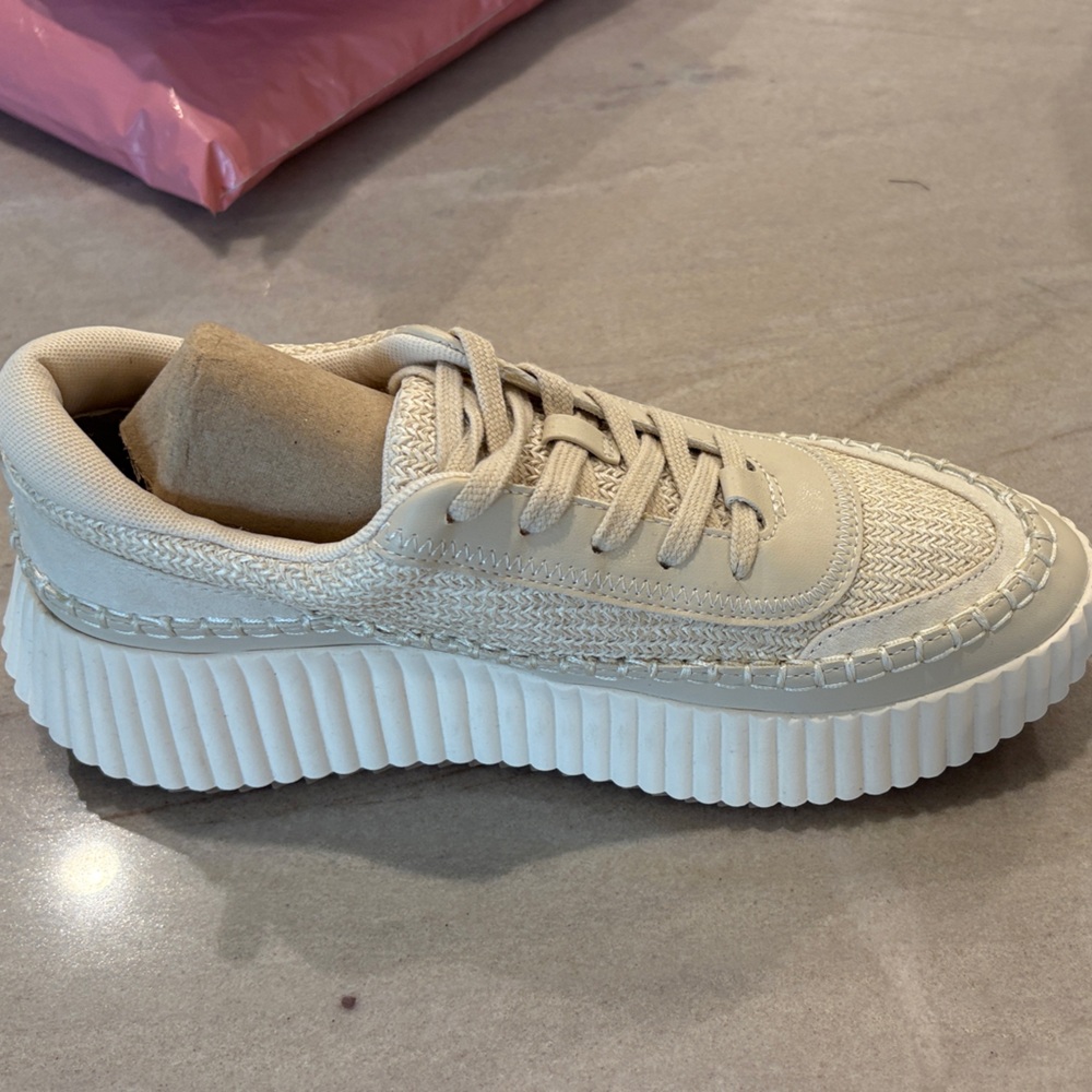 DV Dolce Vita DENAE Ivory Cream Womens Platform Sneaker Shoes Sz 8.5 - Picture 5 of 6